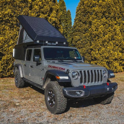Alu-Cab Canopy Camper Jeep Gladiator D/Cab 2019+, black