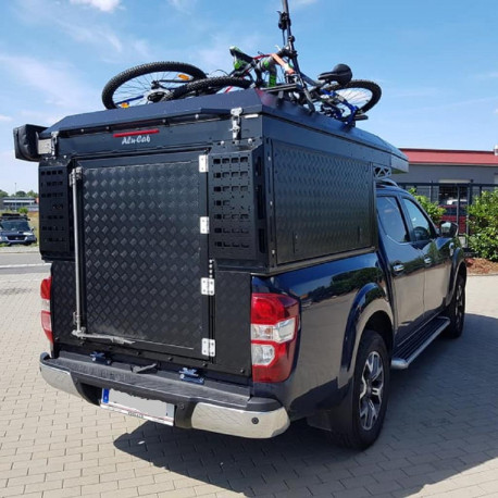 Alu-Cab Canopy Camper Renault Alaskan D/Cab in silber