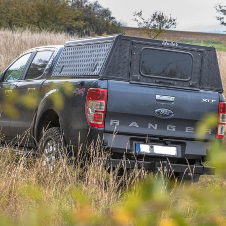 Alu-Cab Hardtop Adventure Ford Ranger 2012+ Doppelkabine schwarz/ geriffelt